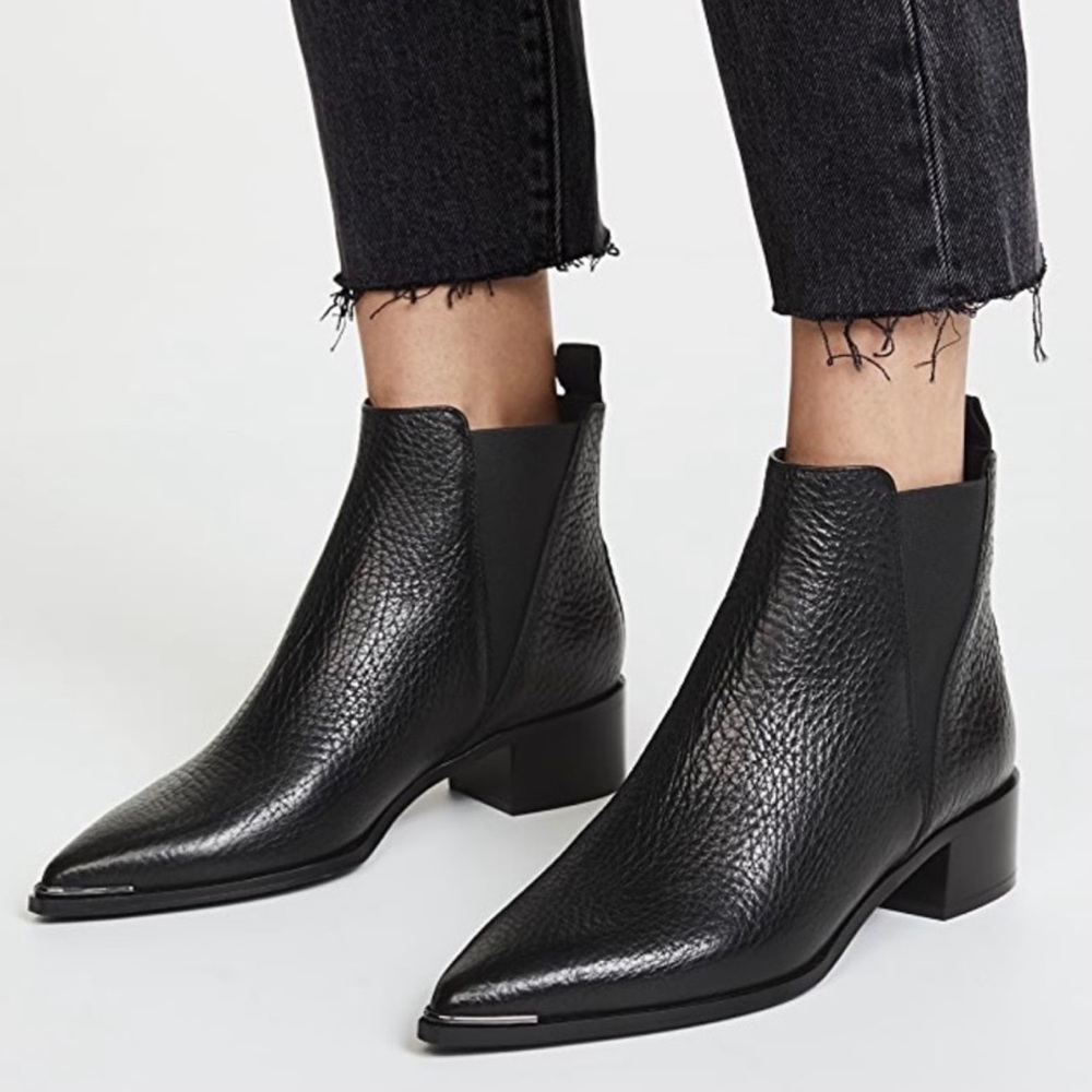 ACNE JENSEN GRAIN PEBBLED LEATHER BLACK CHELSEA BOOTS
